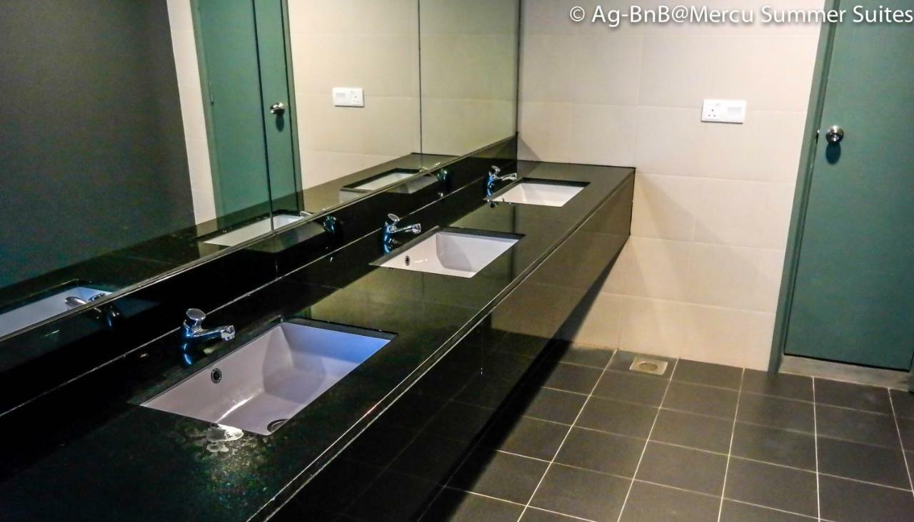 קואלה לומפור Resort Hostel In City מראה חיצוני תמונה