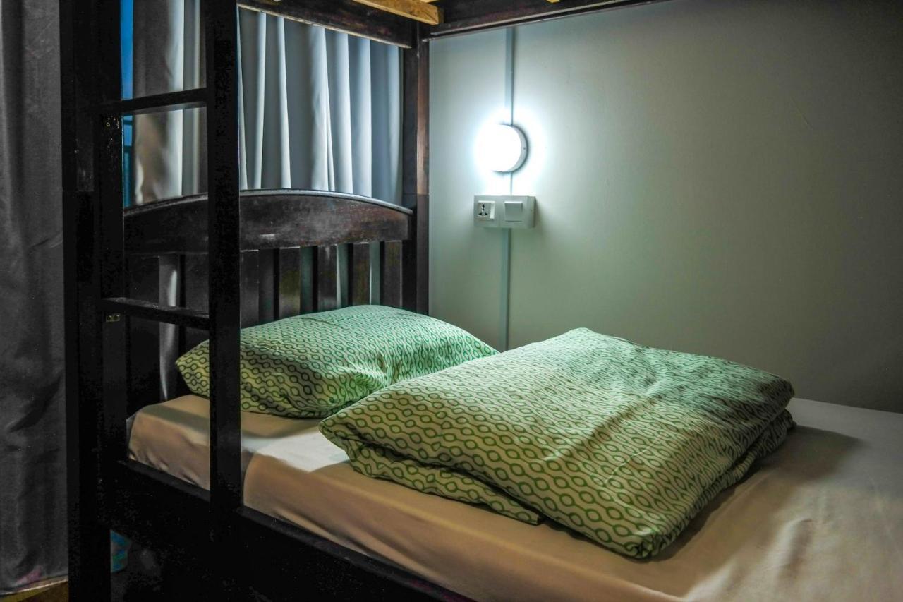 קואלה לומפור Resort Hostel In City מראה חיצוני תמונה